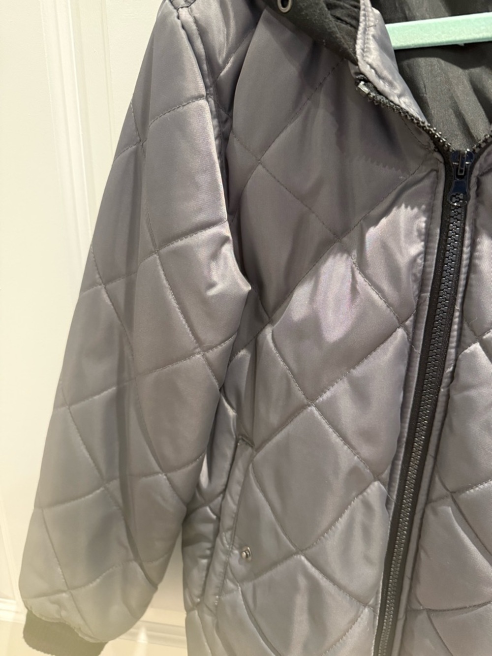Univibe Jacket EUC Youth Large (10) - Picture 3 of 5